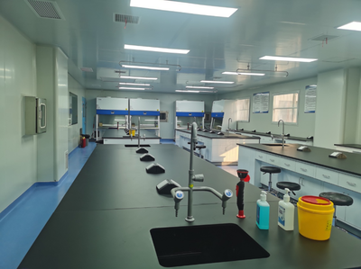 醫(yī)學檢驗技術 現(xiàn)代實驗室設備的發(fā)展與應用